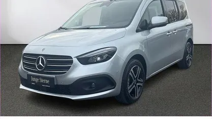 Gebraucht 2025 Mercedes T180 Progressive Van / Kleinbus | 33.450 € (Fairer Preis)