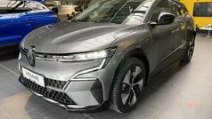 Grau Gebraucht 2023 Renault Mégane Evolution Limousine | 23.790 € (Superpreis)