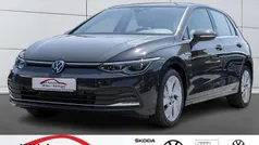 Gebraucht 2023 VW Golf VIII Style Limousine | 25.391 € (Fairer Preis)