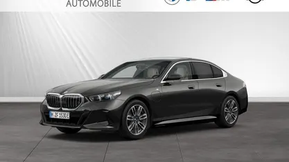 Gebraucht BMW 550e M Sport 489 PS (359 kW) 2025 Limousine
