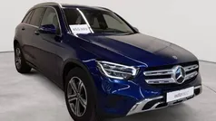 Brilliantblau metallic Gebraucht 2020 Mercedes GLC220 AMG line Van / Kleinbus | 34.990 € (Fairer Preis)