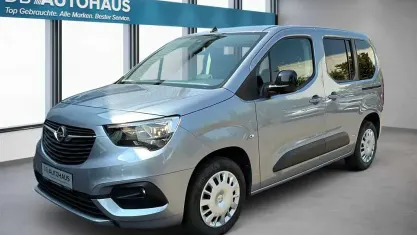 Gebraucht Opel Combo Life Elegance 131 PS (96 kW) 2023 Silber Van / Kleinbus