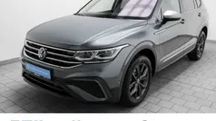 Grau Gebraucht 2023 VW Tiguan Allspace Move SUV | 44.480 € (Fairer Preis)