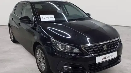 Perla nera schwarz metallic Gebraucht 2021 Peugeot 308 Allure Limousine | 12.890 € (Guter Preis)