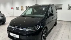 Deep black perleffekt Gebraucht 2025 VW Caddy Maxi Life Dark Label Van / Kleinbus | 43.850 € (Fairer Preis)