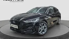 Agate black metallic Gebraucht 2023 Ford Focus ST-Line X Kombi | 20.350 € (Guter Preis)
