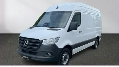 Gebraucht Mercedes Sprinter 170 PS (125 kW) 2025 Weiß Van