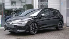 Gebraucht 2025 VW Golf VIII R-line Limousine | 34.690 € (Fairer Preis)