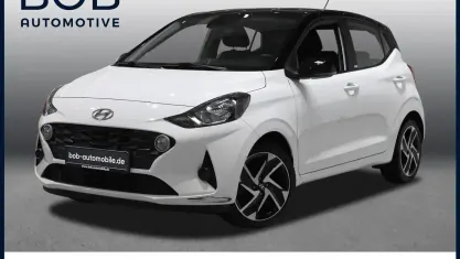 Gebraucht Hyundai i10 Trend 84 PS (61 kW) 2021 Polar white/ phantom (weiß) Kleinwagen