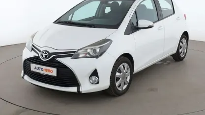 Gebraucht Toyota Yaris Comfort 99 PS (72 kW) 2015 Weiß Kleinwagen
