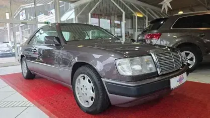 Gebraucht Mercedes 320 Sportline 220 PS (161 kW) 1993 Braun Limousine