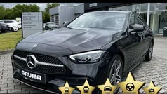 Lack obsidianschwarz Gebraucht 2024 Mercedes C220 AMG Limousine | 43.430 € (Fairer Preis)