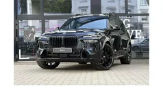 Schwarz Neu 2025 BMW X7 M Sport SUV | 113.980 € (Fairer Preis)