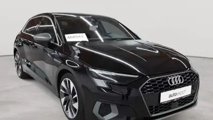 Używany Audi A3 Edition .1 116 KM (85 kW) 2021 Czarny Sedan/Limuzyna
