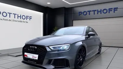 Grau Gebraucht 2019 Audi RS3 Comfort Limousine | 40.750 € (Fairer Preis)