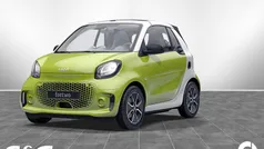 Bodypanels in lime green Gebraucht 2022 Smart ForTwo Electric Drive Cabrio | 13.590 € (Fairer Preis)