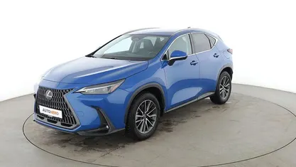 Blau Gebraucht 2025 Lexus NX450h+ E-FOUR Executive Line SUV | 51.290 € (Superpreis)