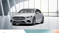 Digitalweiß Gebraucht 2022 Mercedes A200 AMG line Limousine | 27.950 € (Fairer Preis)