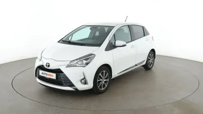 Gebraucht Toyota Yaris Club 120 PS (88 kW) 2020 Weiß Limousine