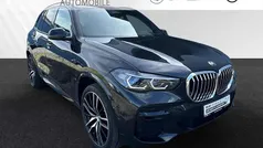 Black sapphire metallic Gebraucht 2023 BMW X5 M Sport SUV | 69.490 € (Superpreis)