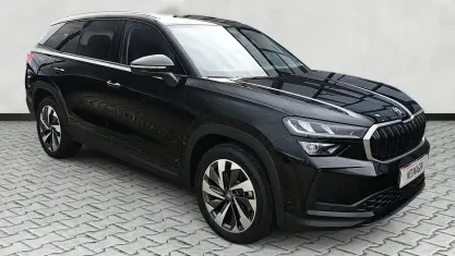 Neu Skoda Kodiaq Selection 150 PS (110 kW) 2026 Blackmagic perleffekt SUV