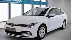 Weiß Gebraucht 2023 VW Golf VIII Life Kombi | 20.410 € (Guter Preis)