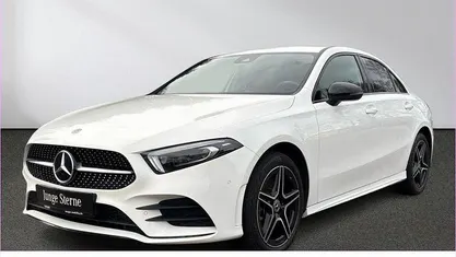 Gebraucht Mercedes A250 AMG 218 PS (160 kW) 2021 Unilack polarweiß Limousine