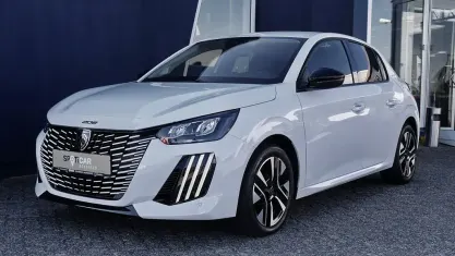 Używany Peugeot 208 Allure 101 KM (74 kW) 2024 Biały Hatchback