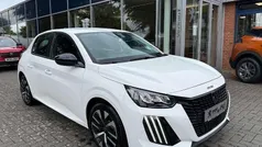 Okenit weiß Gebraucht 2024 Peugeot 208 Active Kleinwagen | 16.890 € (Fairer Preis)
