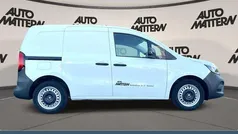 Weiß Gebraucht 2022 Renault Kangoo Play Van / Kleinbus | 23.590 € (Fairer Preis)