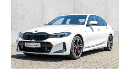Gebraucht BMW 318 M Sport 156 PS (114 kW) 2025 Weiß Limousine