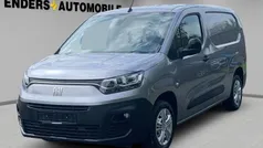 Grau Gebraucht 2023 Fiat Doblò Van / Kleinbus | 22.990 € (Fairer Preis)