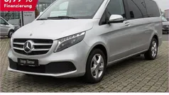Silber Gebraucht 2023 Mercedes V250 Van / Kleinbus | 52.950 € (Guter Preis)
