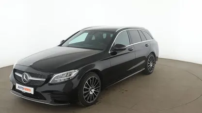 Gebraucht Mercedes C180 AMG line 156 PS (114 kW) 2019 Schwarz Kombi