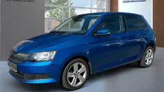 Weiß Gebraucht 2016 Skoda Fabia Ambition Limousine | 5.949 € (Superpreis)