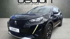 Metfa schwarz perla Gebraucht 2023 Peugeot e-2008 Allure SUV | 19.900 € (Superpreis)