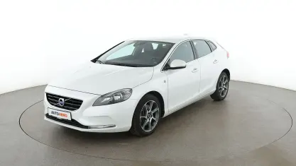 Gebraucht Volvo V40 Ocean Race 190 PS (139 kW) 2016 Weiß Kombi