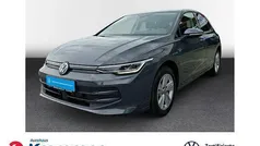 Grau Gebraucht 2024 VW Golf VIII Life Limousine | 30.470 € (Teuer)