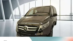 Gebraucht 2023 Mercedes V300 Van / Kleinbus | 60.950 € (Guter Preis)