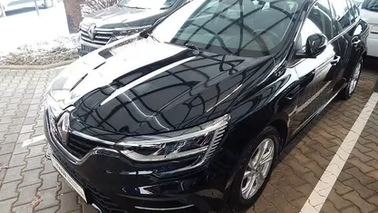 Schwarz Gebraucht 2023 Renault Mégane IV Equilibre Limousine | 16.540 € (Fairer Preis)