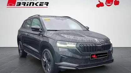 Schwarzmagic perleffekt Gebraucht 2025 Skoda Karoq SportLine SUV | 35.930 € (Fairer Preis)