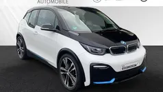 Capparisweiß mit akzent bmw i blau Gebraucht 2022 BMW i3 Comfort Edition Kleinwagen | 21.990 € (Fairer Preis)