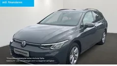 Grau Gebraucht 2022 VW Golf VIII Life Kombi | 23.650 € (Fairer Preis)