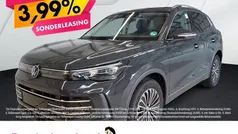 Grau Gebraucht 2024 VW Tiguan Elegance SUV | 39.777 € (Fairer Preis)