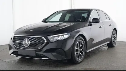 Gebraucht Mercedes E200 Avantgarde 204 PS (150 kW) 2024 Schwarz Limousine