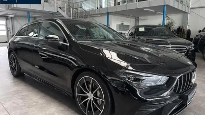 Gebraucht Mercedes CLA35 AMG Shooting Brake AMG 306 PS (225 kW) 2024 Kosmosschwarz metallic (metallic) Kombi