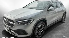 Iridiumsilber metallic Gebraucht 2022 Mercedes GLA220 Progressive SUV | 37.977 € (Fairer Preis)