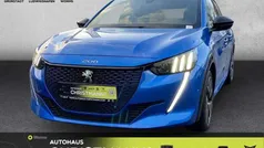 Blau Gebraucht 2020 Peugeot e-208 GT Kleinwagen | 18.990 € (Etwas zu teuer)