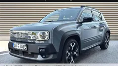 Grau Gebraucht 2025 Renault 4 E-Tech Komfort SUV | 35.605 € (Fairer Preis)