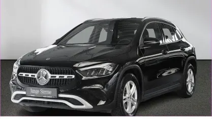 Gebraucht Mercedes GLA200 163 PS (119 kW) 2025 Schwarz SUV